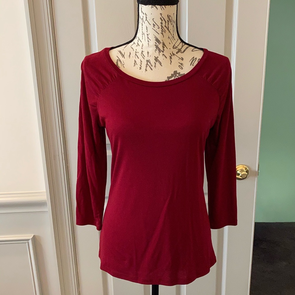 NEW The Limited Woman’s Burgundy Top Medium
